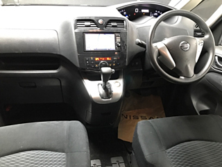 NISSAN SERENA 2012