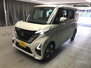 NISSAN ROOX 2020
