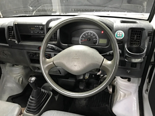 MITSUBISHI MINICAB TRUCK 2011