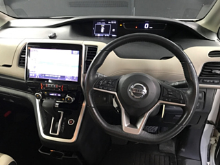 NISSAN SERENA 2018