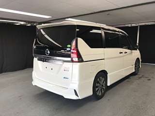 NISSAN SERENA 2018