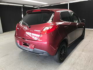 MAZDA DEMIO 2013