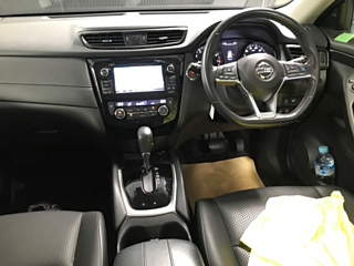 NISSAN X-TRAIL 2018