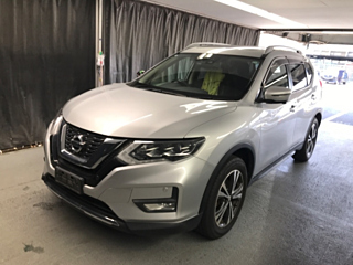NISSAN X-TRAIL 2018