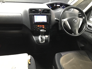 NISSAN SERENA 2013