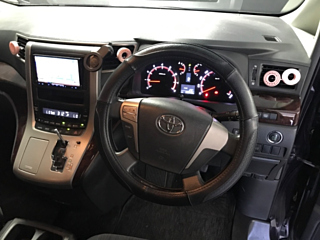 TOYOTA VELLFIRE 2014