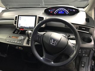 HONDA FREED 2012