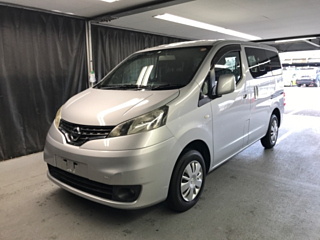 NISSAN NV200 2017