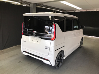 NISSAN ROOX 2020