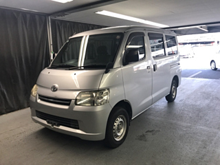 TOYOTA TOWN ACE VAN 2016