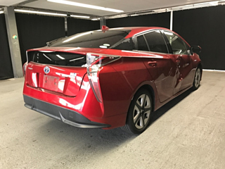 TOYOTA PRIUS 2016