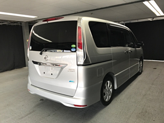 NISSAN SERENA 2012