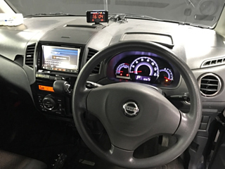 NISSAN ROOX 2010