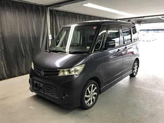 NISSAN ROOX 2010