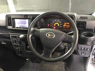 DAIHATSU HIJET VAN 2018