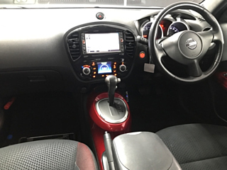 NISSAN JUKE 2010