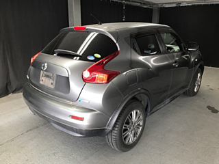 NISSAN JUKE 2010