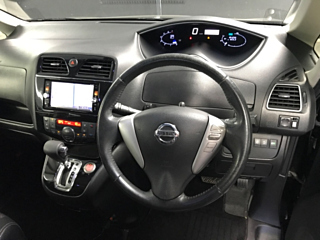NISSAN SERENA 2015