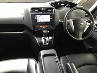 NISSAN SERENA 2014