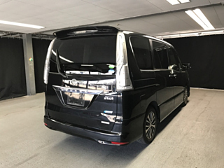 NISSAN SERENA 2015