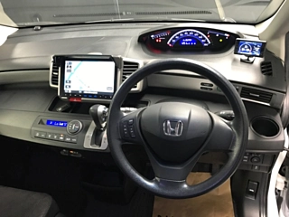 HONDA FREED 2015