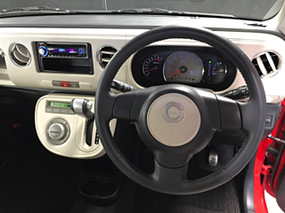 DAIHATSU MIRA 2010