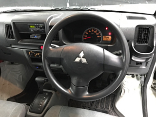 MITSUBISHI MINICAB VAN 2011