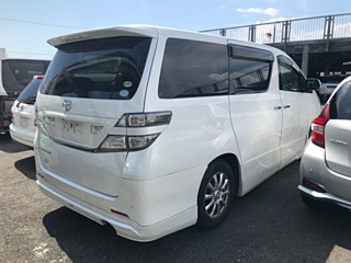 TOYOTA VELLFIRE 2008