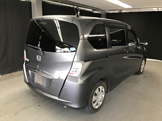 HONDA FREED 2012