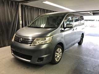 NISSAN SERENA 2010