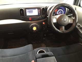 NISSAN CUBE 2012