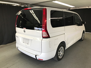 NISSAN SERENA 2009