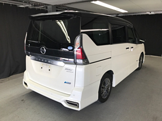 NISSAN SERENA 2017
