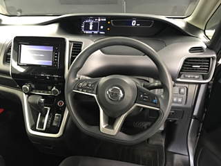 NISSAN SERENA 2018