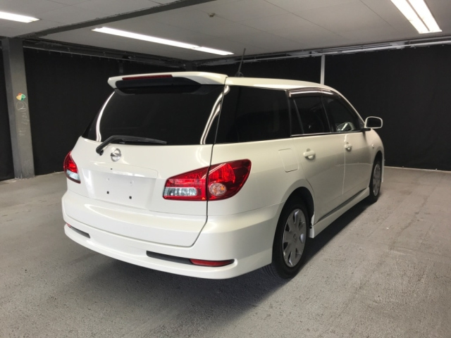 NISSAN WINGROAD 2009