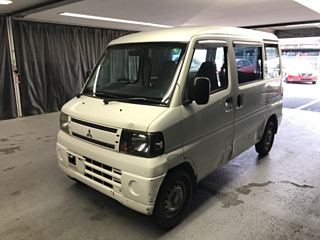 MITSUBISHI MINICAB VAN 2010