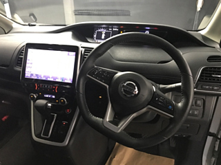 NISSAN SERENA 2018