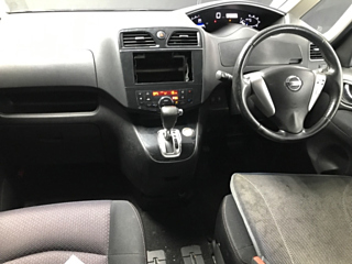 NISSAN SERENA 2011