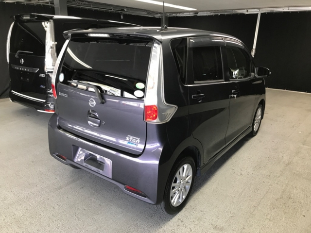 NISSAN DAYZ 2015