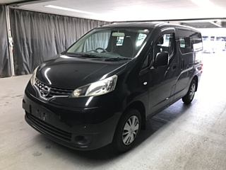 NISSAN NV200 2018