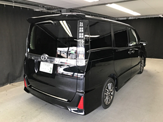 TOYOTA VOXY 2015