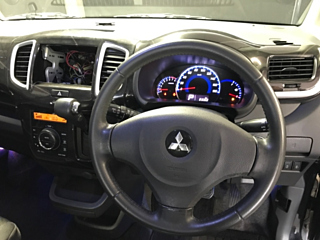 MITSUBISHI DELICA D2 2013