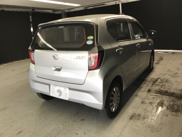 DAIHATSU MIRA E S 2020