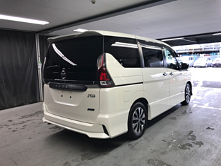 NISSAN SERENA 2017