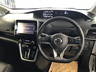 NISSAN SERENA 2017