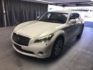 NISSAN FUGA 2013