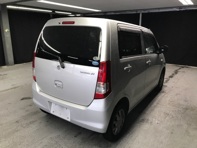 SUZUKI WAGON R 2011