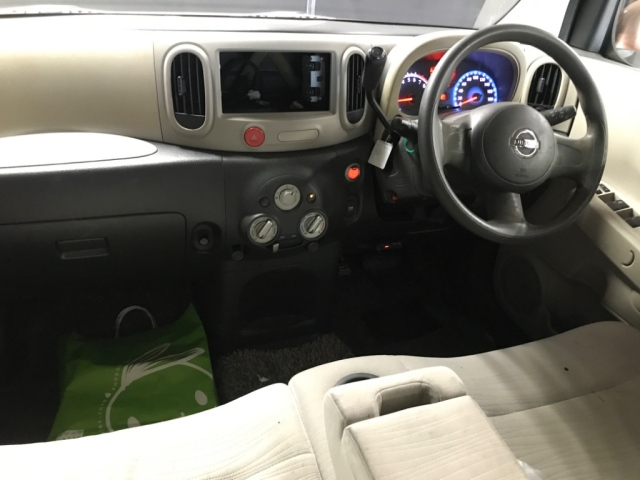 NISSAN CUBE 2012