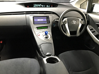 TOYOTA PRIUS 2012