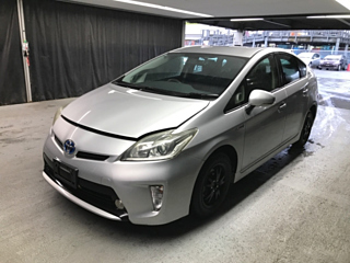 TOYOTA PRIUS 2012